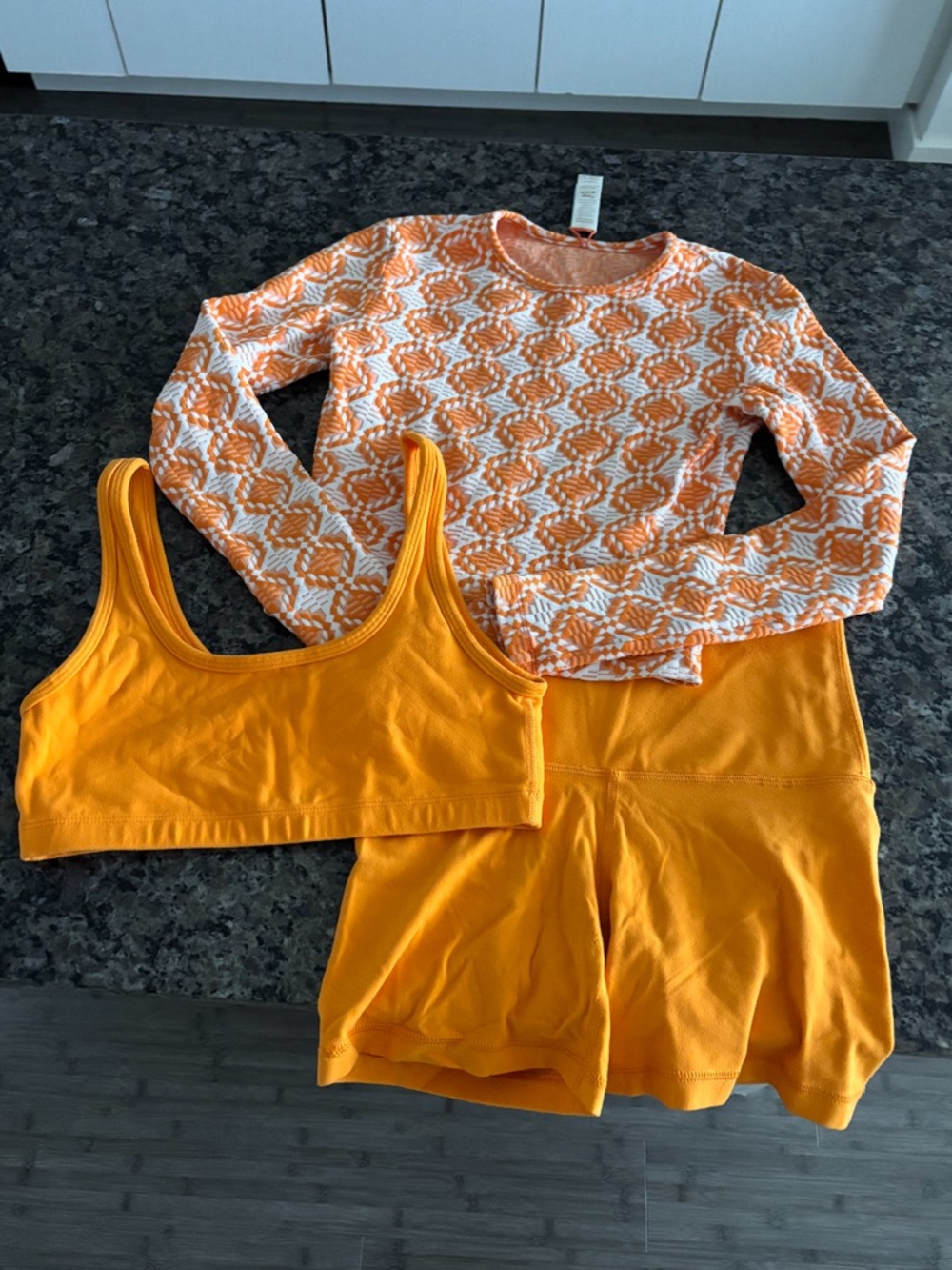 Seea Orange and White Geometric Long Sleeve Top crop rash guard swim beach surf - Picture 7 of 7